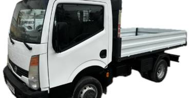 Nissan cabstar volquete